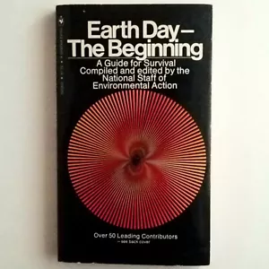 Paperback Book Earth Day The Beginning Environmental Action 1970 Bantam Vintage - Imagen 1 de 4