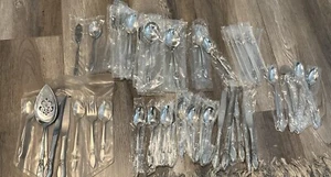 51 Oneida Community SPRING ROSE Betty Crocker Stainless Fruit Spoons, Spoons Lot - Picture 1 of 15