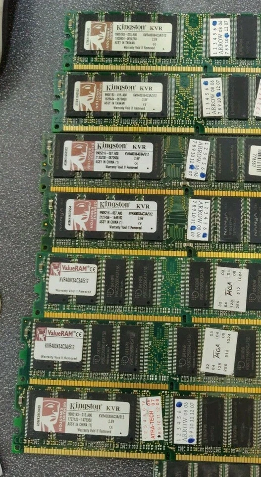 24x Kingston KVR400X64C3A/512 512MB DDR400 PC3200 SDRAM Desktop Memory - Image 1 of 4