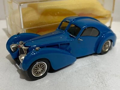 WESTERN MODELS Bugatti T57SC Atlantic Blue 1:43 auto Diecast - Immagine 1 di 4