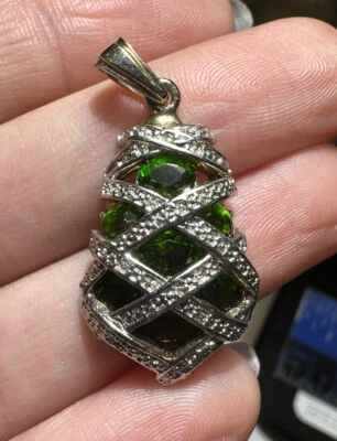 Vintage Verde Smeraldo Testato Pietra Zirconia Cubica Oro Pieno Argento Pendente - Immagine 1 di 4