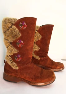 Dansko Fyodora Pull-On Boots Women’s 8.5 Rounded Toe Low Heel - Very Good! - Picture 1 of 5