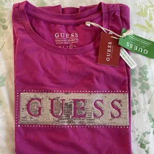 Guess Womens organic cotton Logo T Shirt-steel sequins, diamonte,dark pink, BNWT - Picture 1 of 7