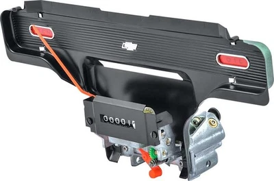 Chevrolet Impala Biscayne Bel Air 1958; velocímetro en el tablero; licencia GM Foto 1 de 3