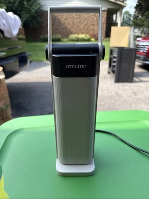 Lâmpada fluorescente portátil dobrável vintage OTT-LITE para mesa/artesanato testada OTL-13TCG - Imagem 1 de 4