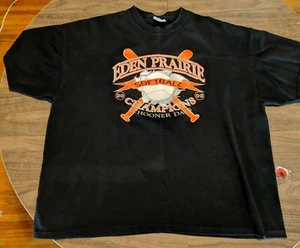 Camiseta negra Eden Prairie Softbol 2002 Schooner Days Champions XXL 2XL - Imagen 1 de 5