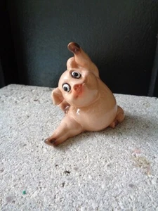 MINIATURE YOGA PIG FIGURINE, HEIGHT 2.5 INCHES x WIDTH 3 INCHES, NEW - Picture 1 of 2