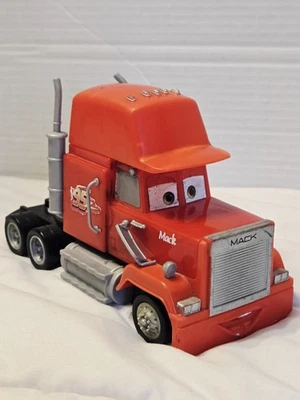 Raro Disney Pixar Cars “Mack” Cabeça de Caminhão de Transporte Apenas 95 Iluminação McQueen Collect - Imagem 1 de 4