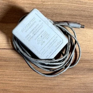 Nintendo WAP-002(USA) AC Power Supply Adapter 4.6-V 900mA for 2DS XL/3DS Console - Picture 1 of 3
