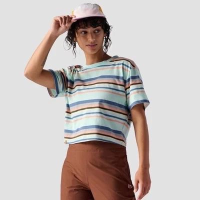 Camiseta para mujer Stoic manga corta a rayas para todas las actividades Foto 1 de 4