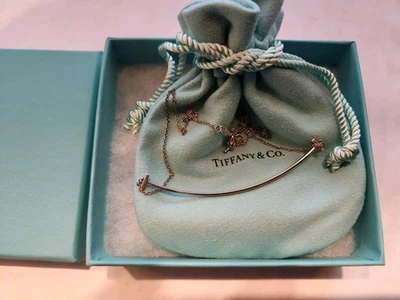 Collar colgante Tiffany & Co plata esterlina AG 925 grande T sonrisa 16-18 pulgadas Foto 1 de 4