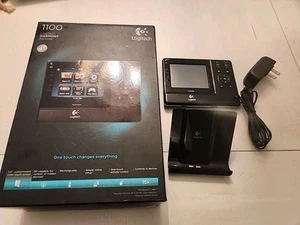 Telecomando Logitech Harmony 1100 N-R0002 testato con dock, cavo di ricarica e scatola - Foto 1 di 5