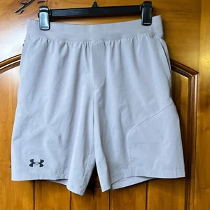 Pantalones Cortos de Correr Under Armour Juveniles Grandes Gris Claro 9" Entrepierna Cordón Nuevos sin Etiquetas - Imagen 1 de 16