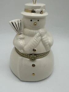 Spieluhr aufklappbar Schneemann Sammlerstück Weihnachtsschmuck mit Schlittschuhläufern - Bild 1 von 8