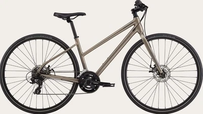 Bicicleta híbrida Cannondale Quick para mujer 5 remixte disco de 7 velocidades - precio regular $735 Foto 1 de 4