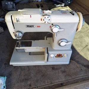 For Parts Pfaff 360 Sewing Machine Untested Read DESCRIPTION - Picture 1 of 11
