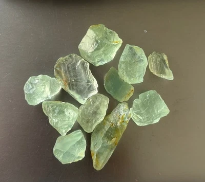 Bonito Lote 300 cts Natural Color Verdoso Aguamarina Áspera De Nigeria Foto 1 de 4