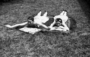 Vintage 1930s Photo Negative of Pretty Women Girls Sunbathing Curlers in Hair - Picture 1 of 1