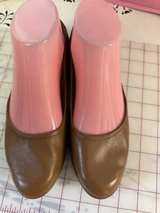 Scarpa classica Clarks Grace Piper pelle marrone usata taglia 7 perfetta primavera - Foto 1 di 9