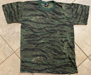 Vintage Single Stitch Rothco Tiger Stripe Camouflage Tshirt Men’s XL Made In USA - Picture 1 of 6