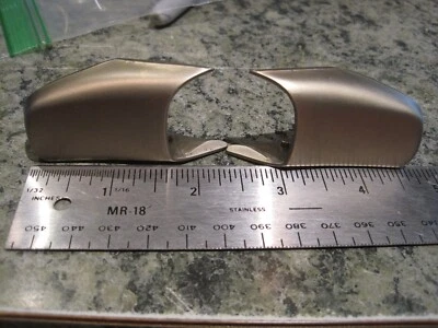 2003-2011 LINCOLN TOWN CAR DOOR HANDLE PULL STRAP END CAP COVER GOLD OEM - Image 1 of 3