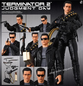 Medicom MAFEX T-800 Terminator 2 Judgment Day 6" Scale Action Figure - Picture 1 of 10