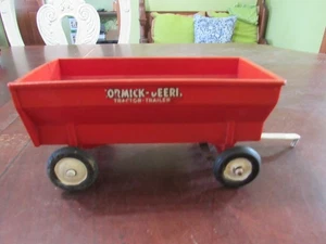 PRODUCT MINIATURE 1/16 MCCORMICK-DEERING FLARESIDE WAGON - VG CONDITION - Picture 1 of 7