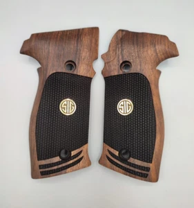 NEW SIG P226 Pistol Grips Set TURKISH WALNUT WOOD NICE HANDMADE + METAL LOGO - Picture 1 of 6