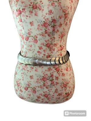 Moneda Cinturón Elástico Vintage Plata Firmada 94 GRD Glamrock Concho Stretch Años 90’s Foto 1 de 4