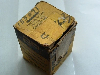 LOCKHEED  Brake Pressure Valve  Part  # 155071  MG / Triumph - Image 1 of 4