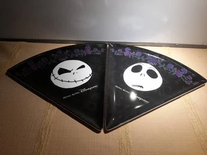 2 X Hong-Kong Disneyland Melamine Pizza Plates 22cm Jack Skellington Nightmare - Picture 1 of 7