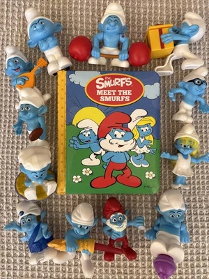 McDonalds Toys Smurfs 2011 - image 1 of 4