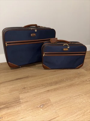 Juego de 2 piezas Jaguar vintage — maleta con ruedas + bolsa de ropa Foto 1 de 4