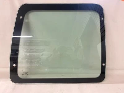 1997 Ford E350 Van Rear Back Glass Drivers Hinged Door Stationary 4 Holes Foto 1 de 4