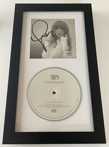 Álbum autografiado firmado por Taylor Swift Tortured Poets TTPD enmarcado CD CERTIFICADO DE AUTENTICIDAD PSA/DNA - Imagen 1 de 2