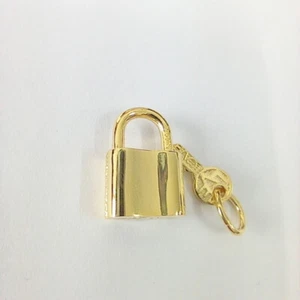 Colgante colgante colgante con llave de candado dorado Pandora - Imagen 1 de 4