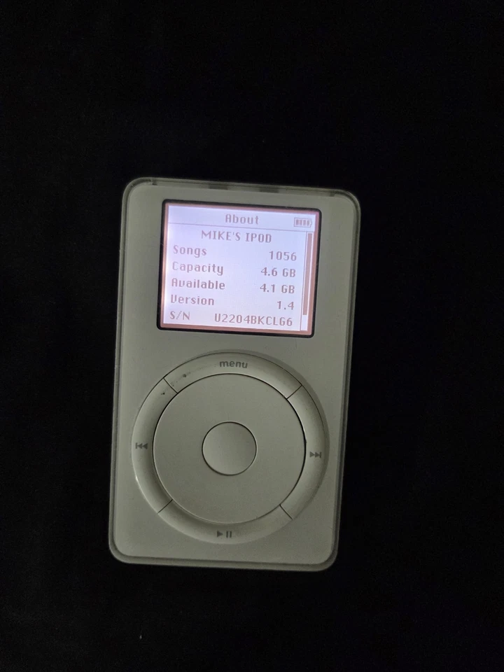 Apple iPod Classic 1-го поколения M8541 белый 10GB - работает! - Изображение 1 из 4