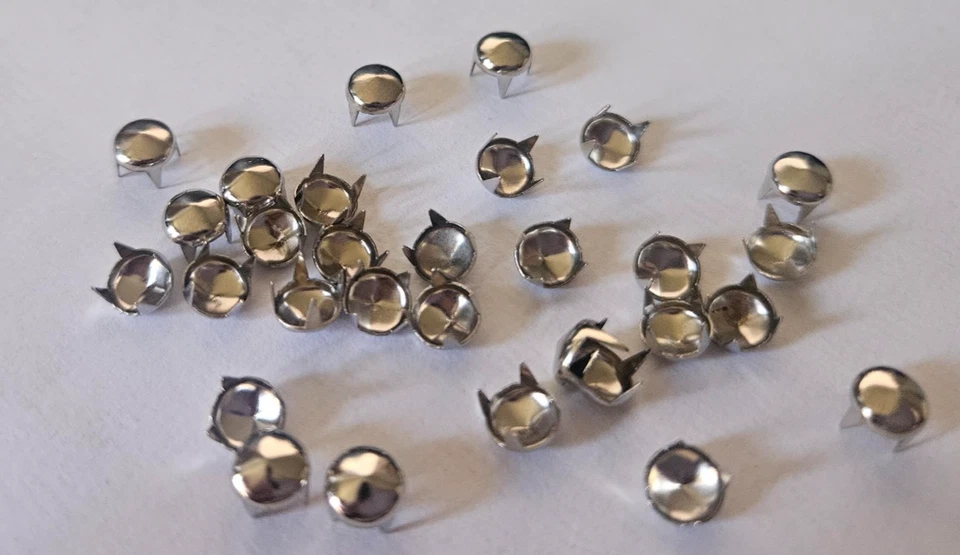 CraftbuddyUS 100pcs 6mm Silver Pointed Round Dome Prong Studs Fashion DIY Bags - Image 1 of 4