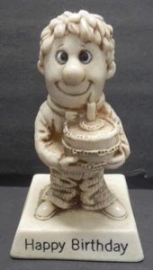 VINTAGE R & W BERRIES FIGURINE 1970 - "HAPPY BIRTHDAY" - Picture 1 of 4