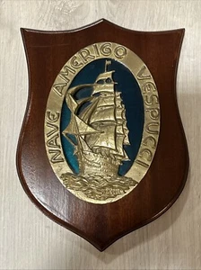 TARGA MILITARE CREST MILITARE NAVE AMERICO VESPUCCI CREST MILITARE - Foto 1 di 6