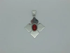 Cruz de pala vintage de plata de ley con colgante de cornalina cabujón alrededor de 1940 - Imagen 1 de 2