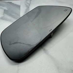 2005 - 2010 OEM Jeep Grand Cherokee DRIVER LEFT Door Mirror Glass Heated - Picture 1 of 9
