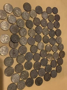 Token Lot Arcade Amusement Park Great Wolf Lodge Zoo Fun 70+ Coins Rare Vintage - Picture 1 of 6