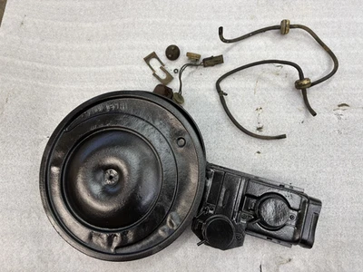 81-86 Jeep CJ 6 cilindros 4.2 258 2 BBL filtro filtro respirador carcasa Foto 1 de 4