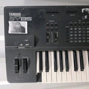 Yamaha SY85 61-Key Synthesizer Keyboard WORKING Amazing Sounds For Your Studio - Picture 1 of 16