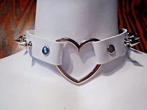WHITE SPIKED HEART RING COLLAR silver stud choker punk grunge necklace Y2K 3A - Picture 1 of 3