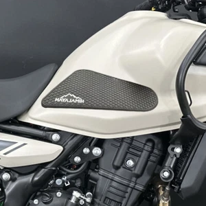 Fuel Tank Pad Protector for Himalayan 450 (2024–2025) – Knee Grip Sticker Decal - Picture 1 of 12
