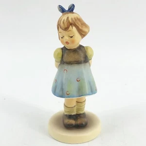 Goebel Hummel “Two Hands, One Treat” #493  Hummel Club TMK7 1988 Exc 4“ - Picture 1 of 6