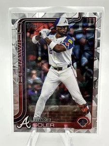 2025 Topps #23 Jorge Soler Diamante Foil - Picture 1 of 2