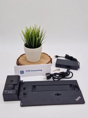 Lenovo ThinkPad Ultra Docking Station 40AJ USB-C inkl. 135W Netzteil + Schlüssel - Bild 1 von 3